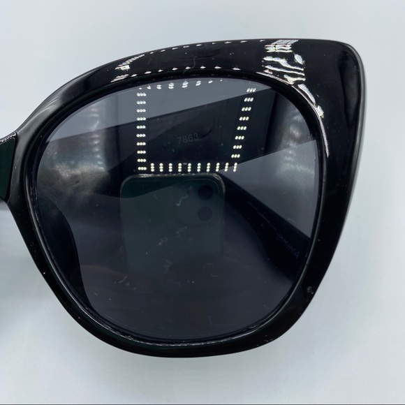 Luxe Black Cat Eye Sunglasses - Picture 3 of 7